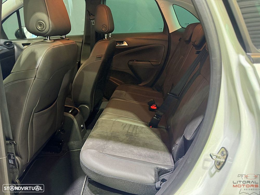 Opel Crossland 1.2 T GS Line - 17