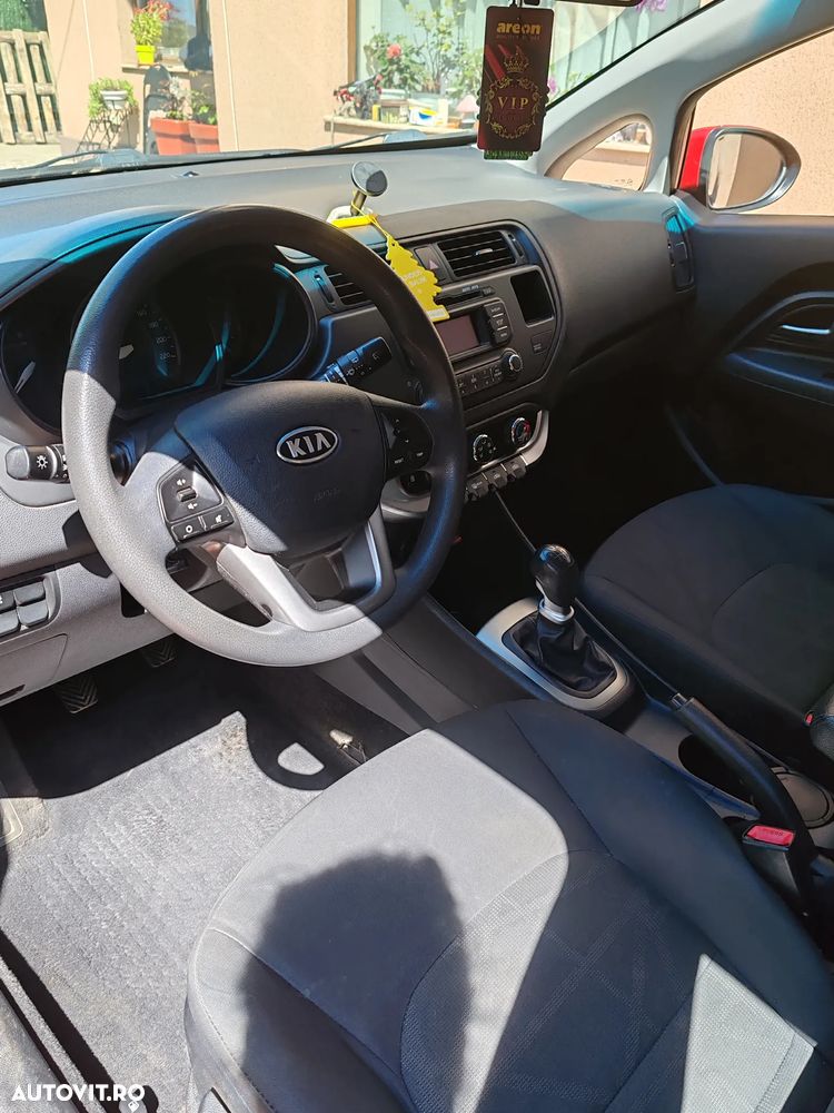 Kia Rio 1.4 GSL Classic - 5