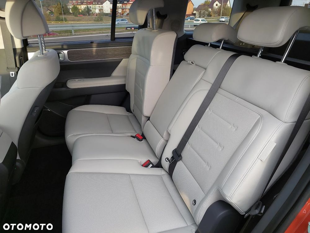 Hyundai Santa Fe 1.6 T-GDI PHEV Platinum 4WD 7os - 17