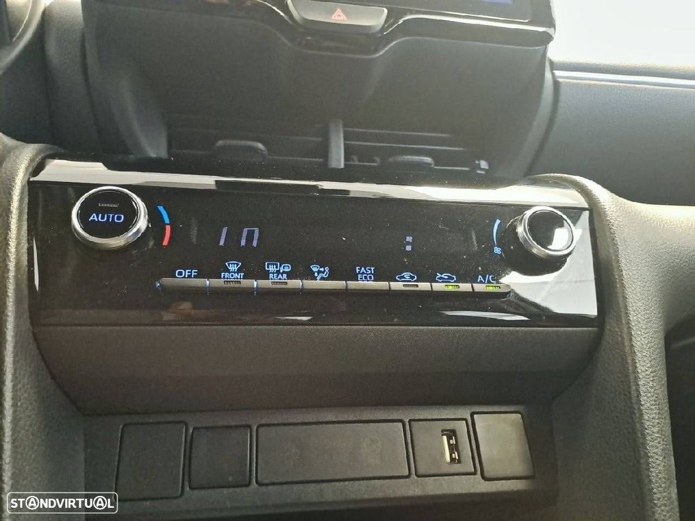 Toyota Yaris Cross 1.5 HDF Comfort - 22