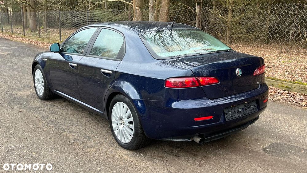 Alfa Romeo 159 1.9 JTDM 16V DPF Distinctive - 3