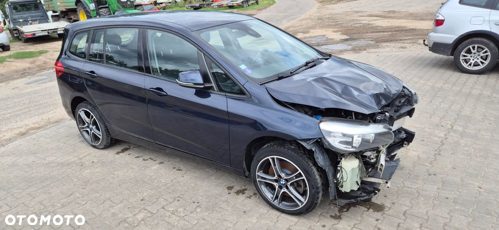 BMW Seria 2 220i Advantage - 1
