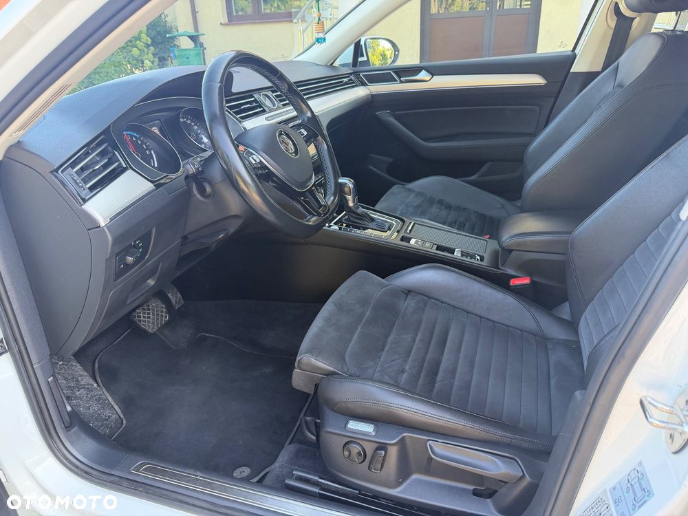 Volkswagen Passat 1.4 TSI Plug-In-Hybrid GTE - 36