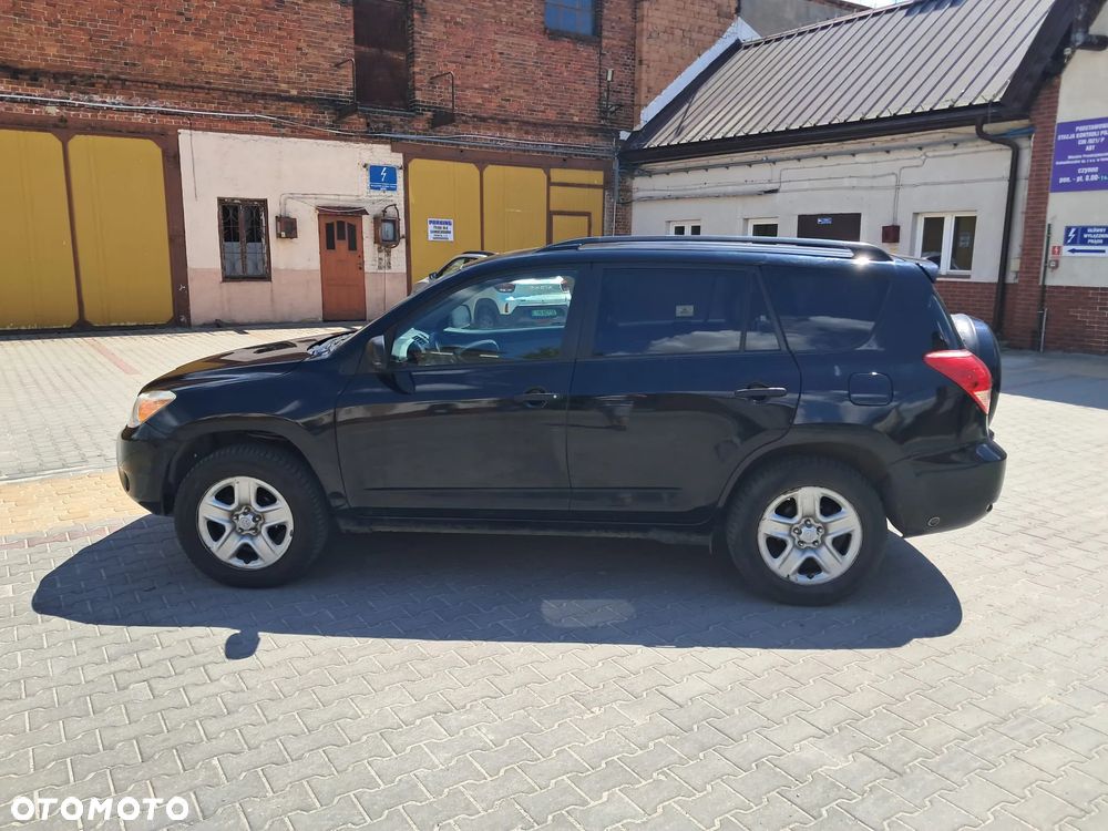 Toyota RAV4 - 2