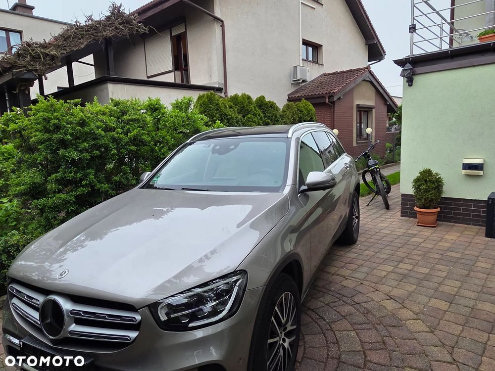 Mercedes-Benz GLC 300 de 4-Matic Business Edition - 9