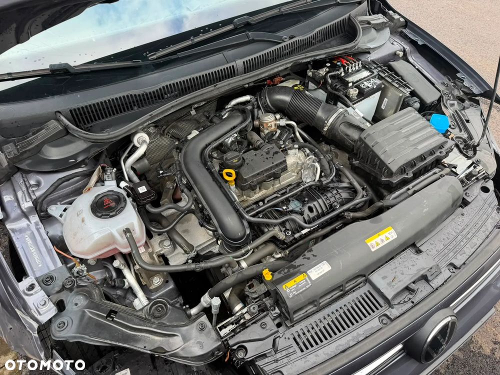 Volkswagen Polo 1.0 TSI OPF DSG R-Line - 26