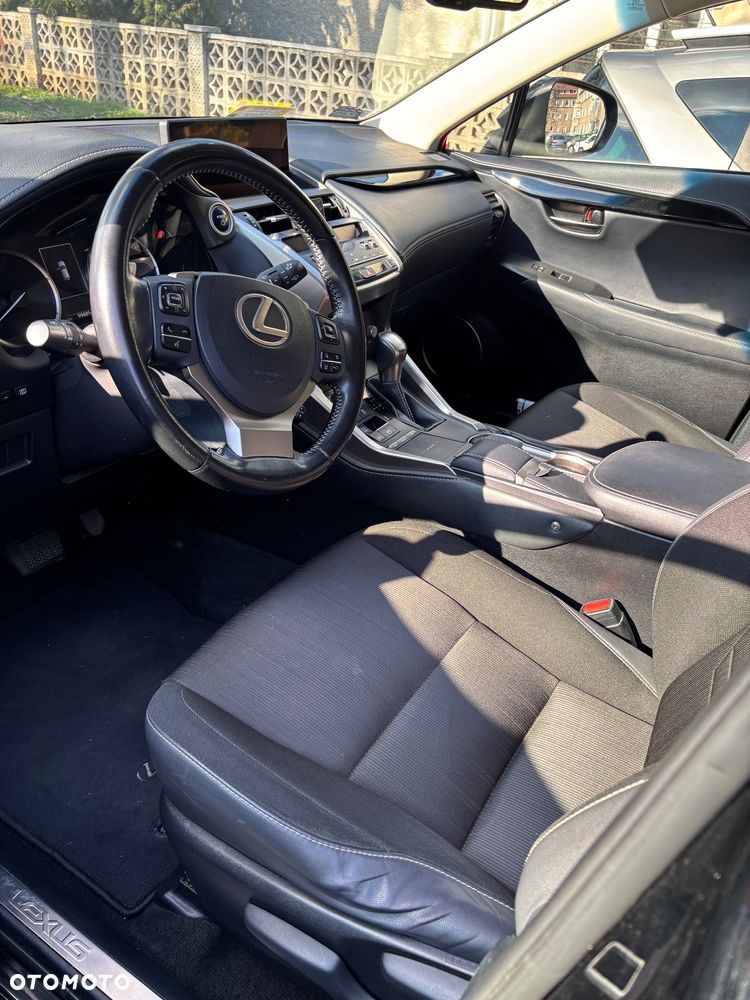 Lexus NX 300h Elegance AWD - 9