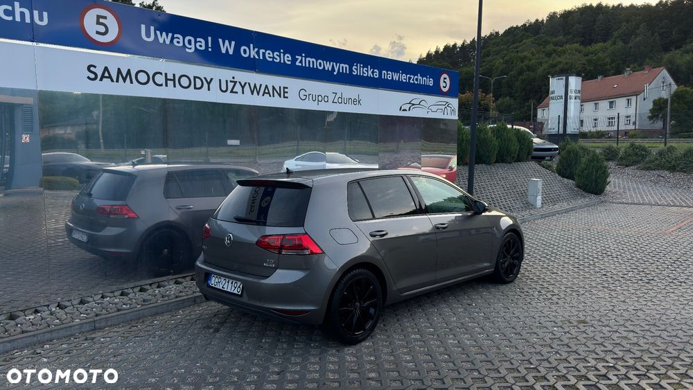 Volkswagen Golf 1.6 TDI BlueMotion Technology Comfortline - 2