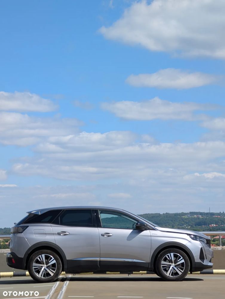 Peugeot 3008 1.6 PureTech HYbrid Allure S&S EAT8 - 5
