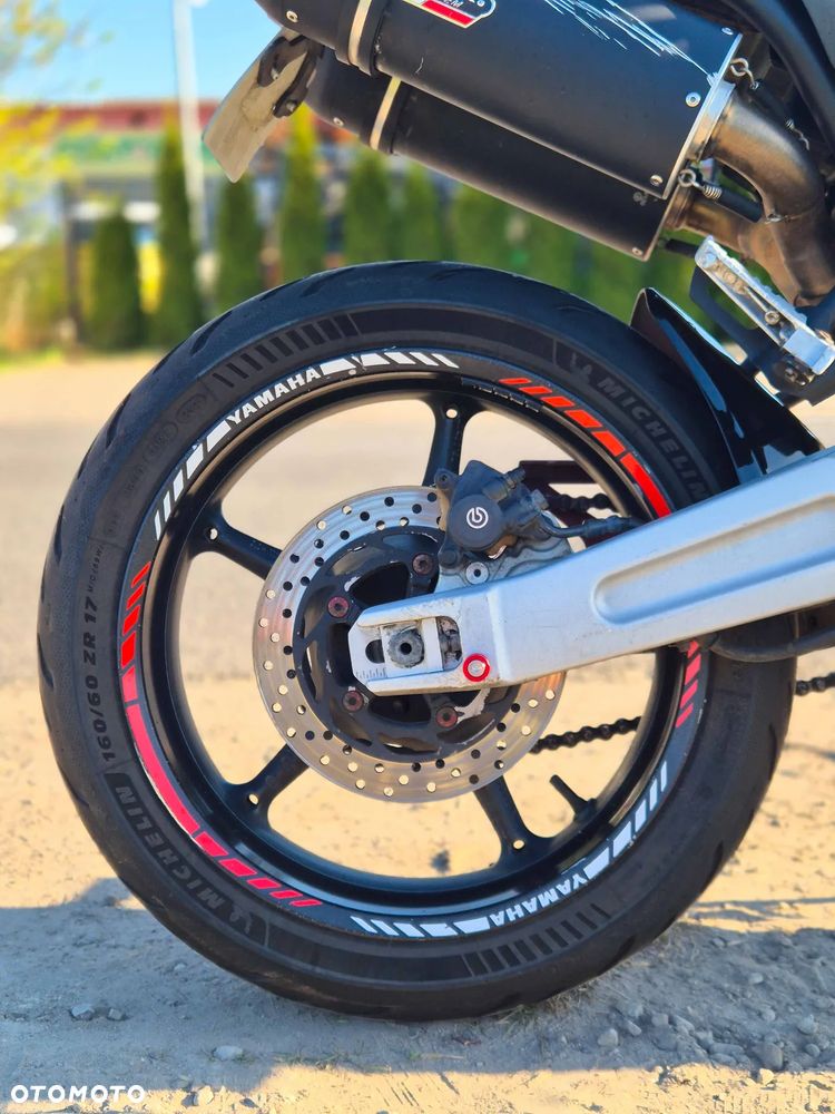 Yamaha MT - 27