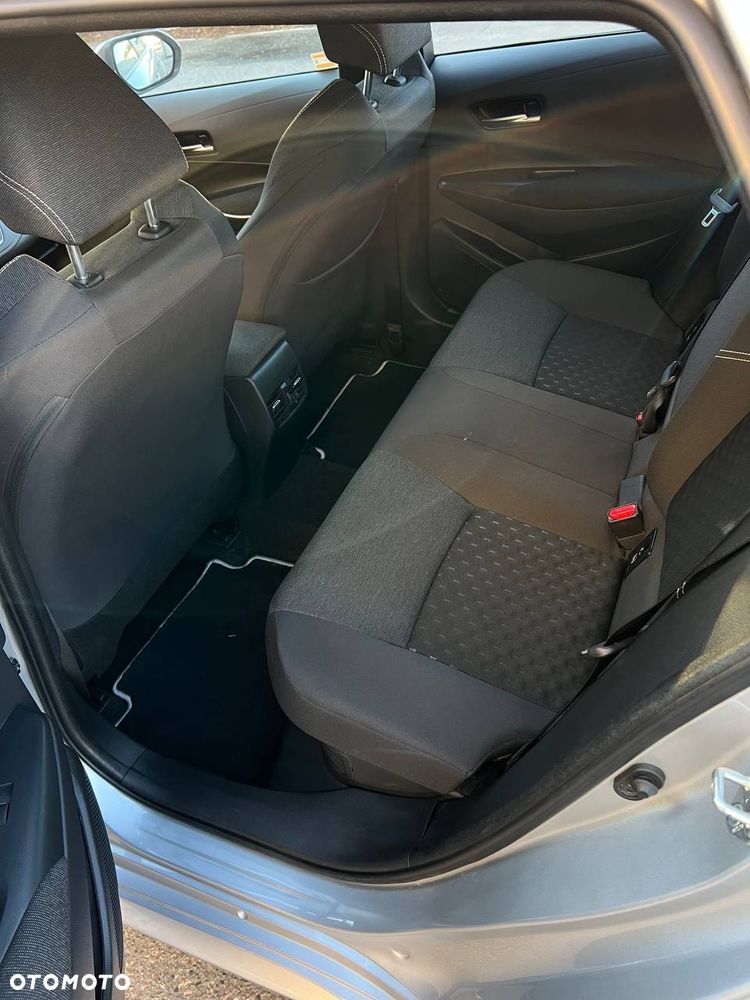 Toyota Corolla - 9