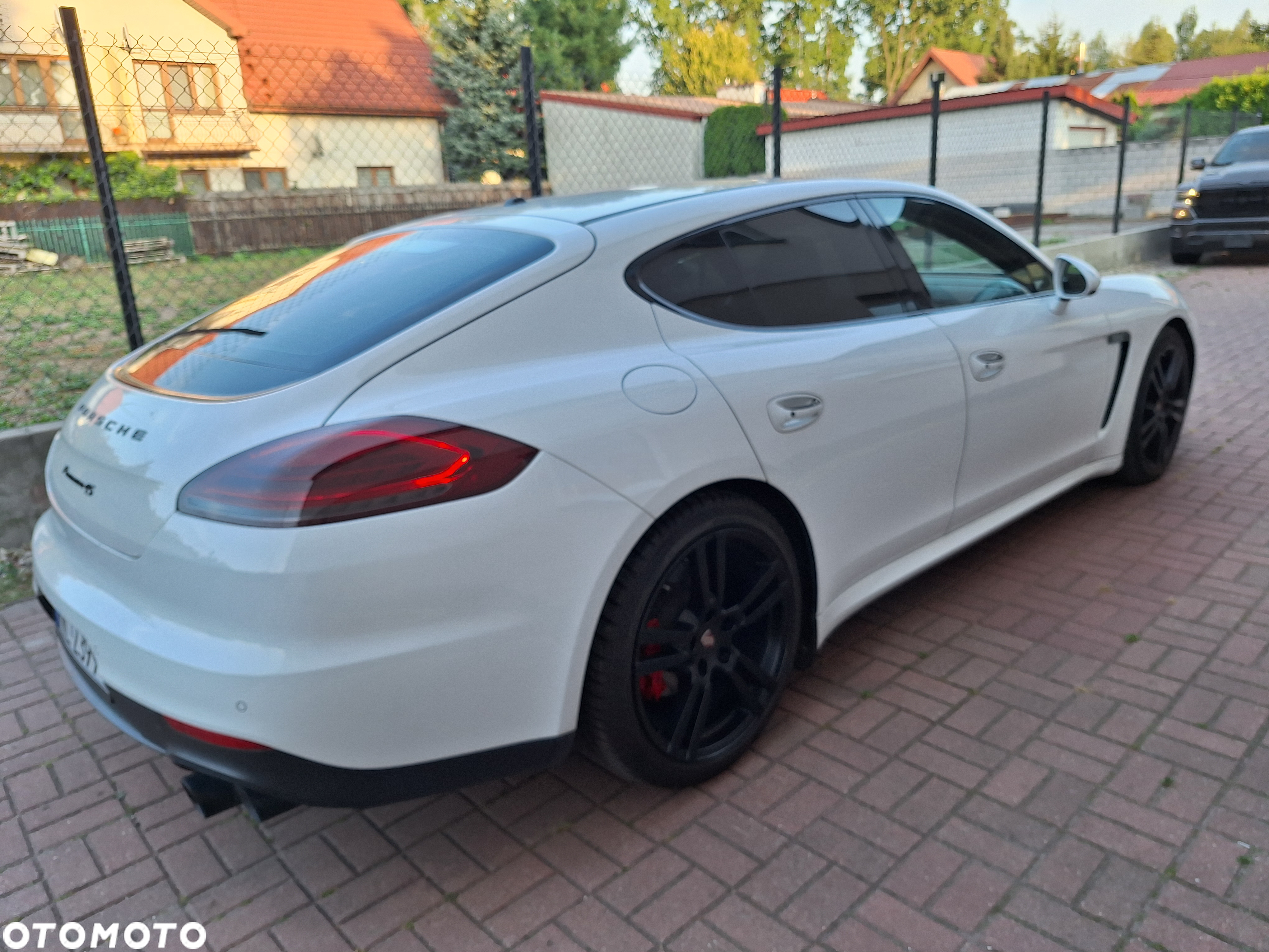 Porsche Panamera 4S - 4
