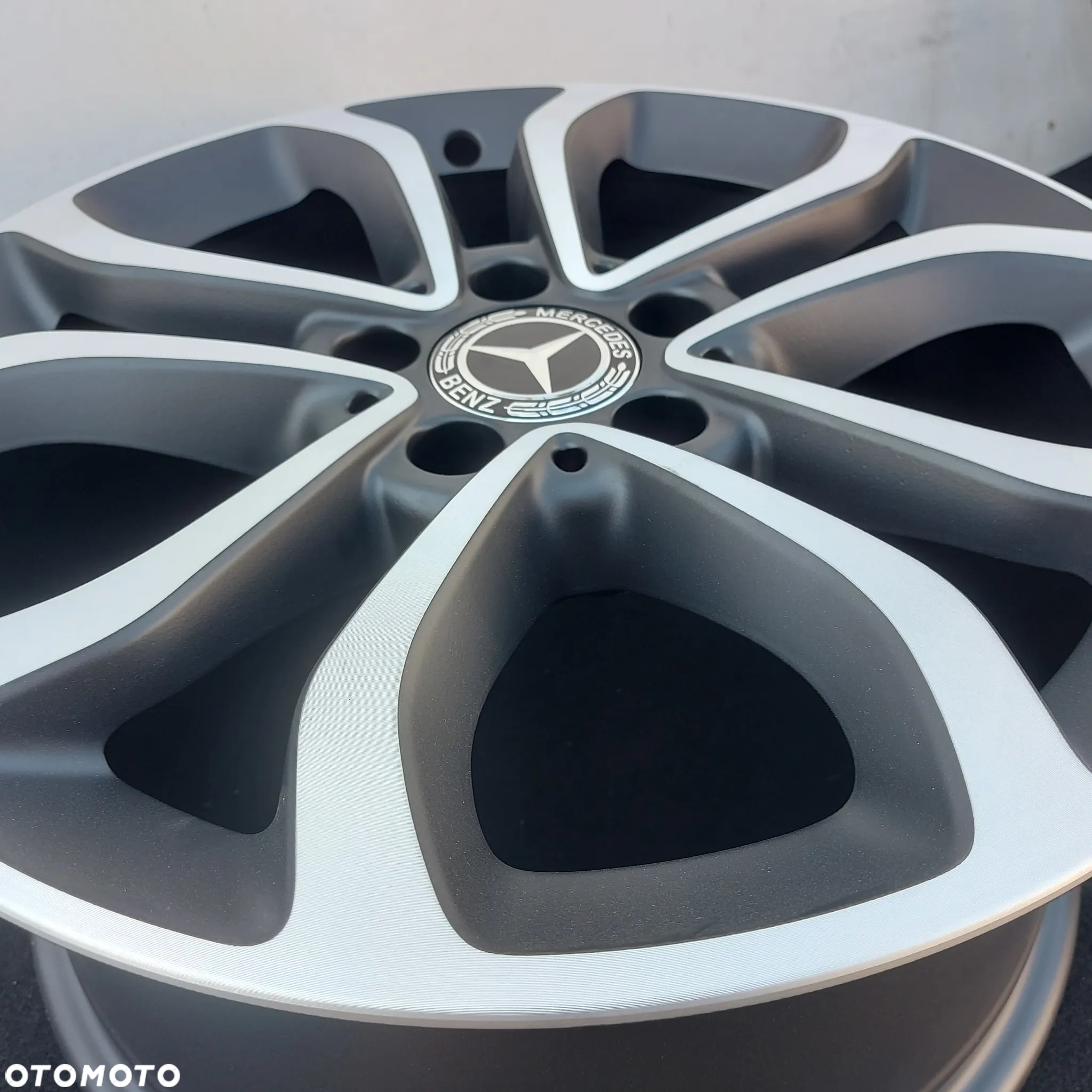 FELGI 17 KOMPLET MATOWE MERCEDES C W205 W204 E W212 W213 W207 W238 ORYGINAL DEMONTAZ 7JX17 8JX17 2054010200 2054013900 IDEALNE MAT - 11