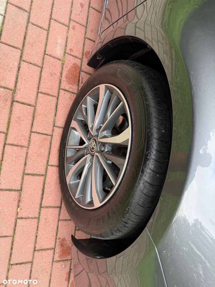 Toyota Avensis Touring Sports 1.8 Multidrive S Edition S+ - 24