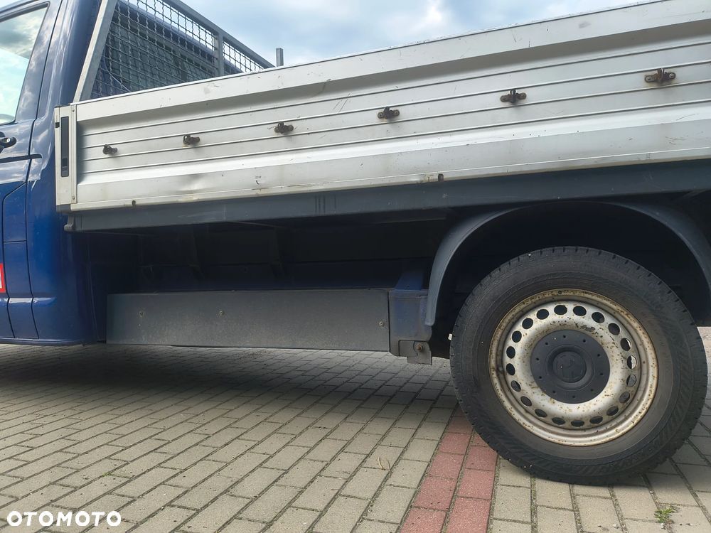 Volkswagen T5 - 16