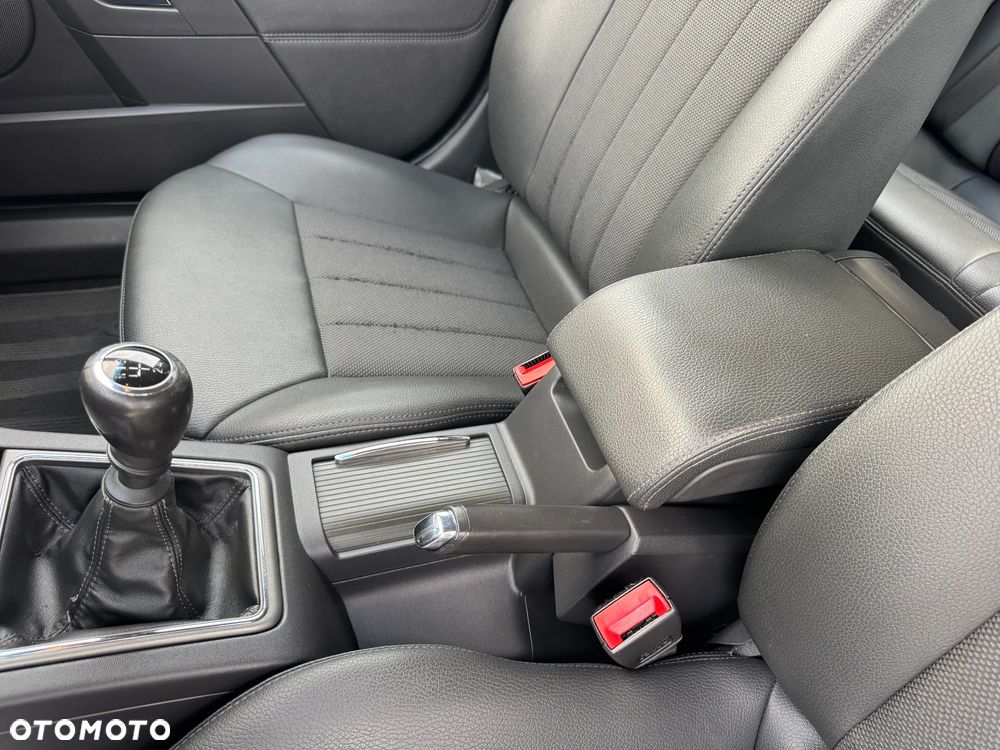 Opel Vectra 1.8 Elegance - 26