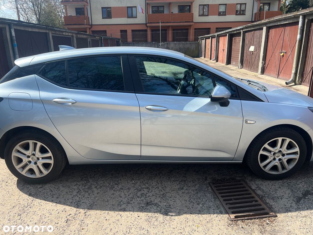 Opel Astra 1.4 T Enjoy - 11
