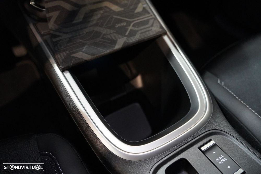 Jeep Avenger 54 kWh Summit - 18