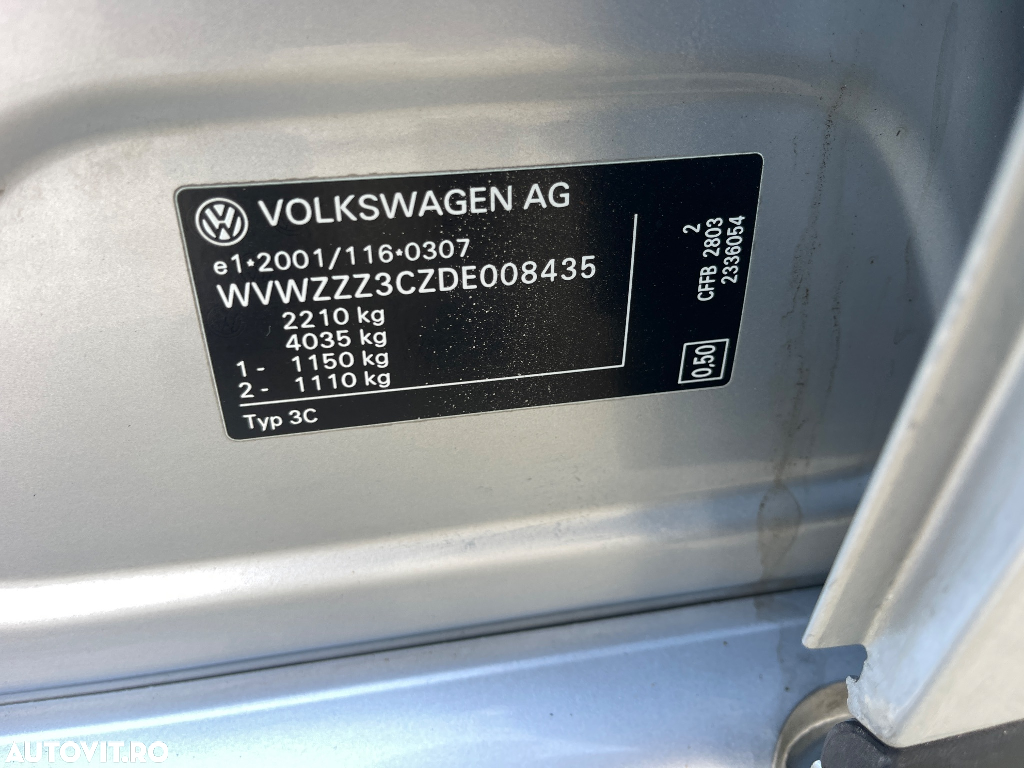 Volkswagen Passat 2.0 TDI BlueMotion Tehnology DSG Trendline - 39