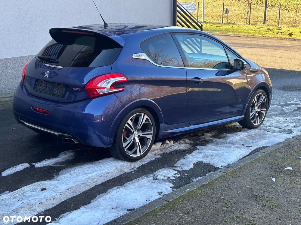 Peugeot 208 1.6 THP GTi - 4