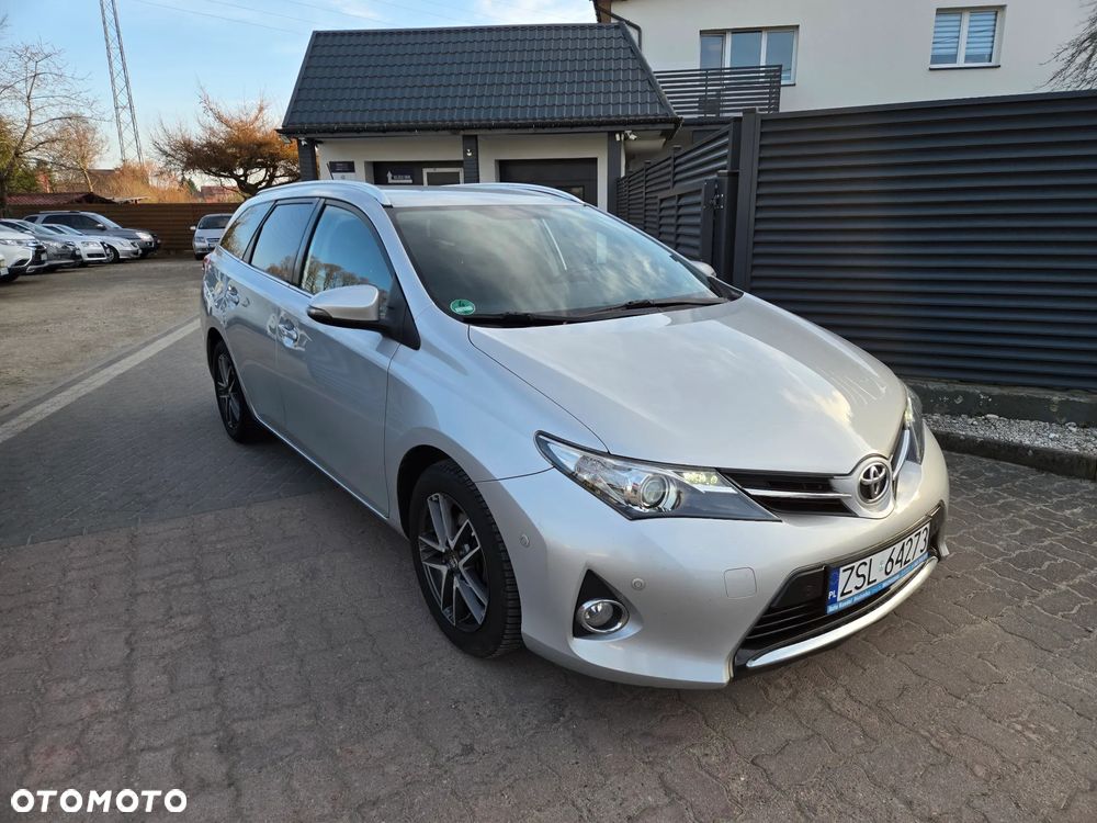 Toyota Auris 1.6 Edition - 2