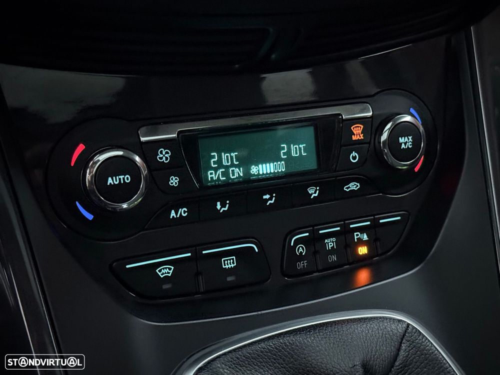 Ford Kuga 2.0 TDCi Titanium - 16