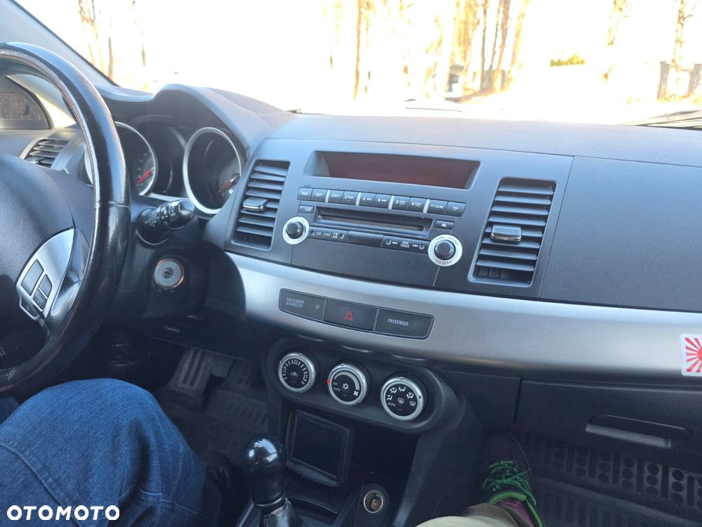 Mitsubishi Lancer 2.0 DI-D Invite - 10