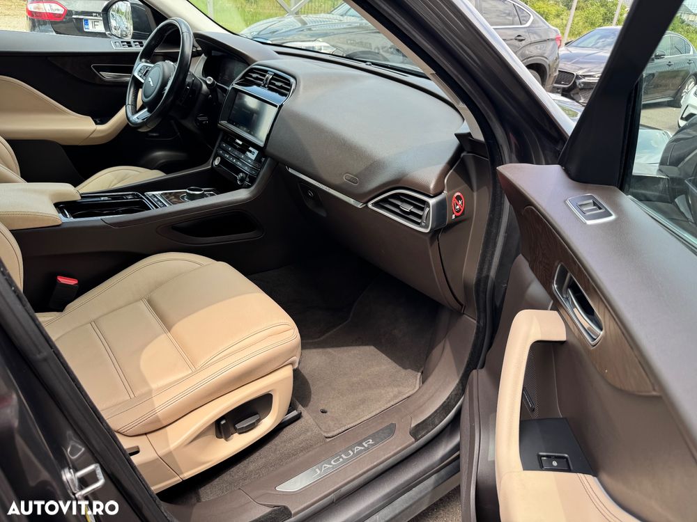Jaguar F-Pace 20d AWD Aut. Prestige - 19