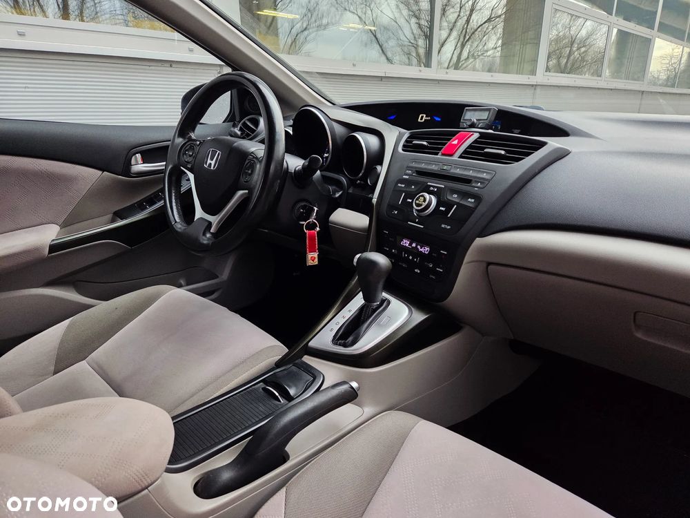 Honda Civic 1.8 Executive NAVI - 11