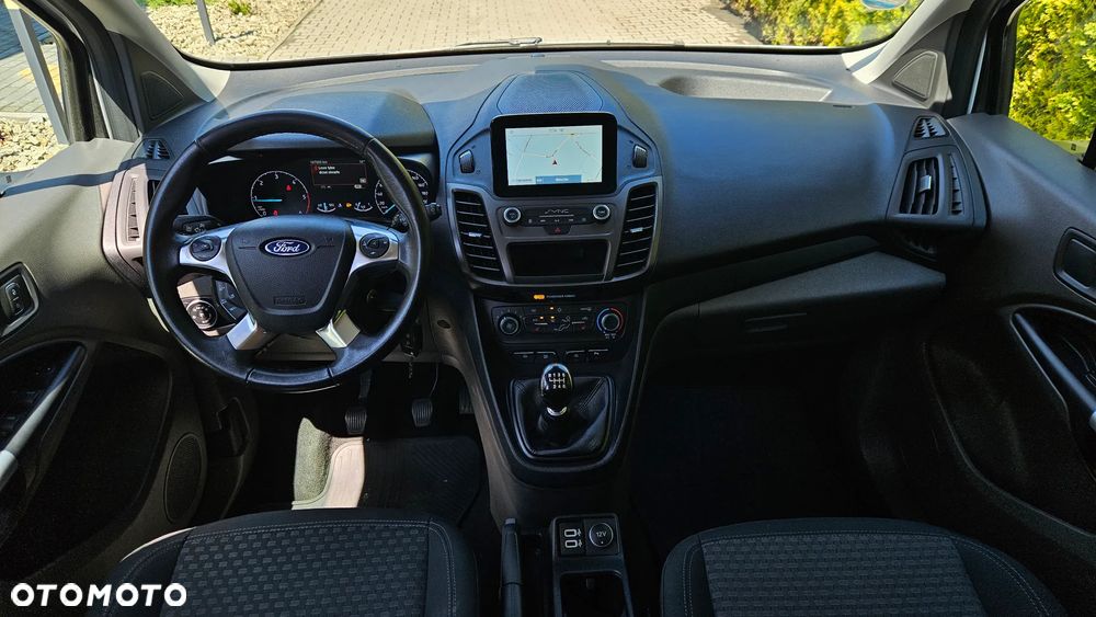 Ford Tourneo Connect Grand - 18