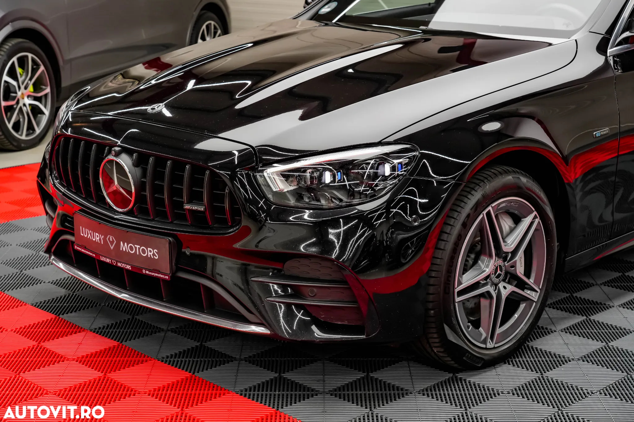 Mercedes-Benz E 300de 4Matic 9G-TRONIC Edition AMG Line - 19