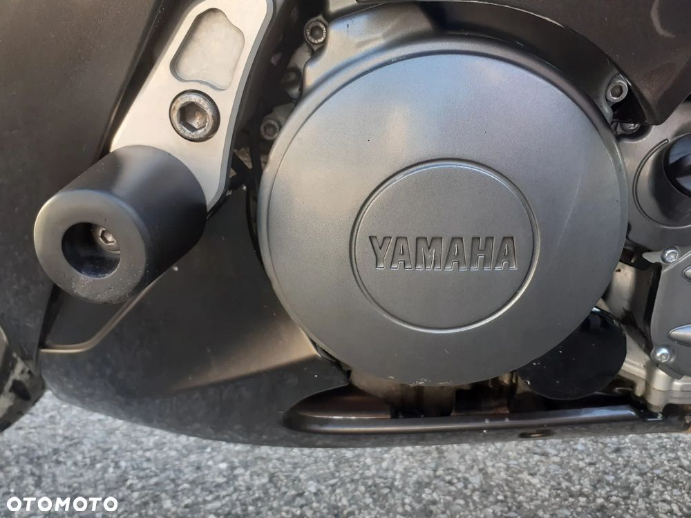 Yamaha FJR - 20