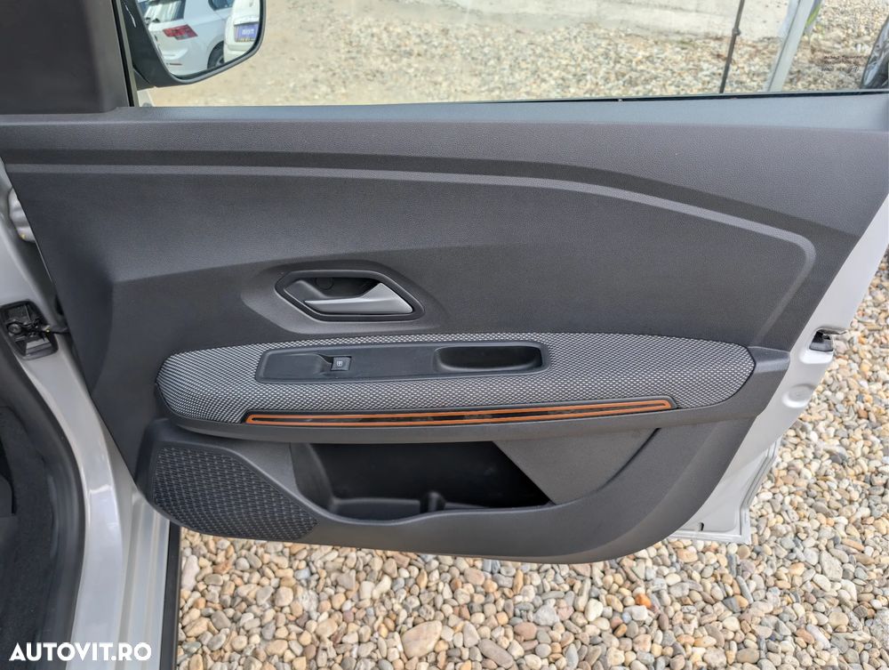 Dacia Sandero Stepway TCe 90 CVT Comfort - 18