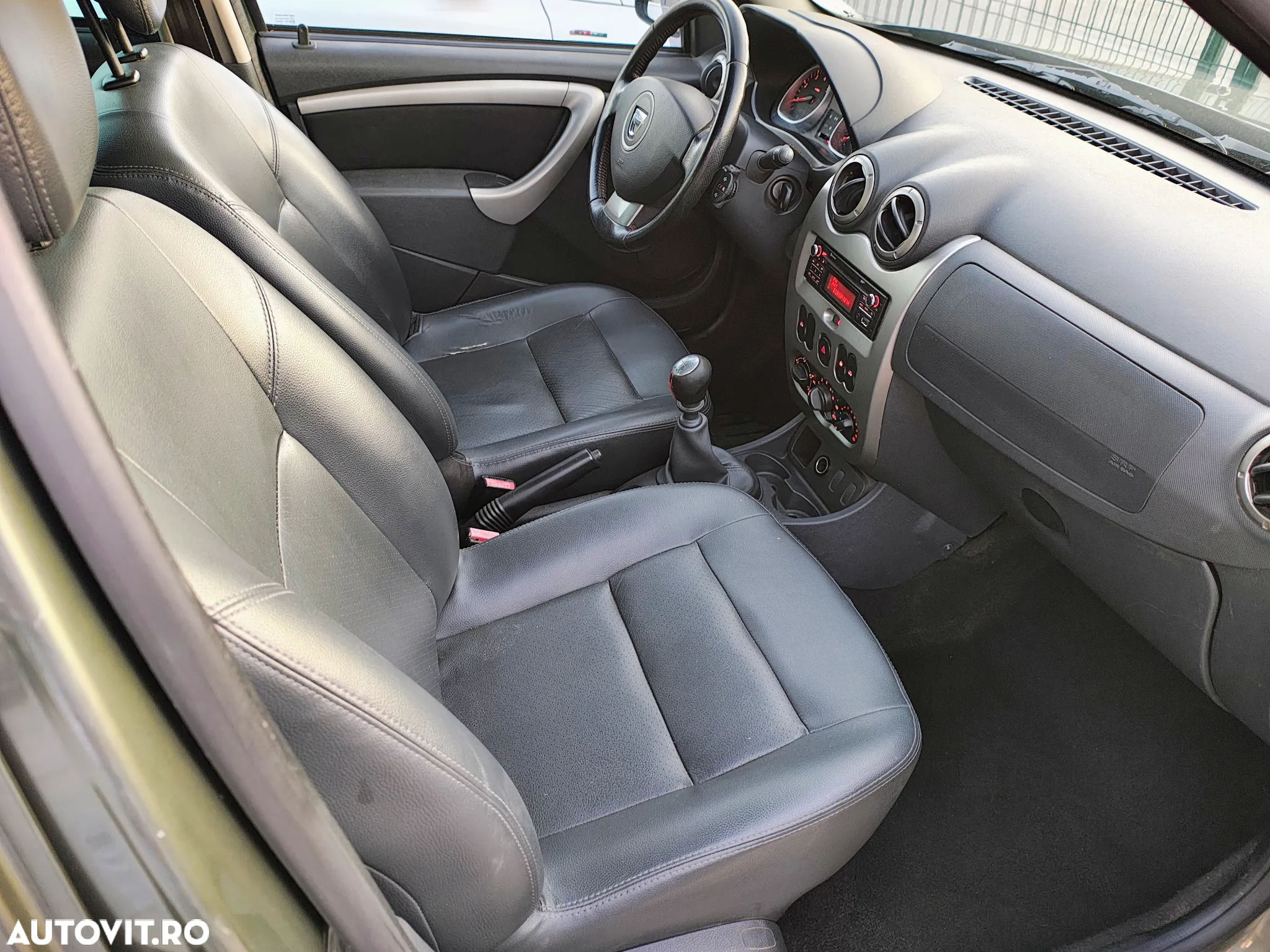 Dacia Duster 1.5 dCi 4x2 Prestige - 6