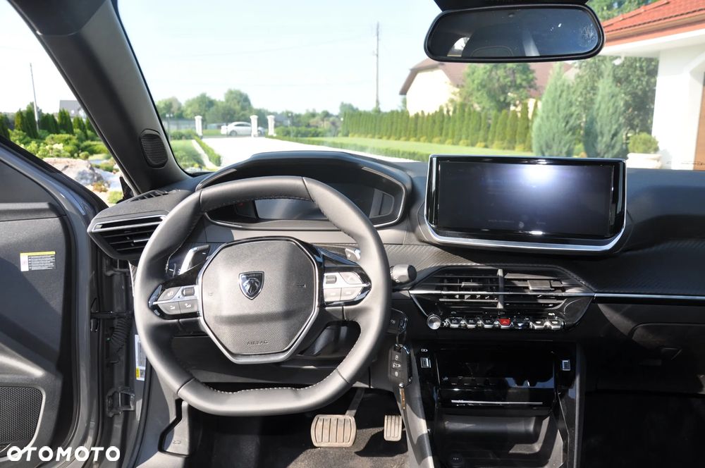Peugeot 2008 Hybrid 145 e-DSC Business - 11