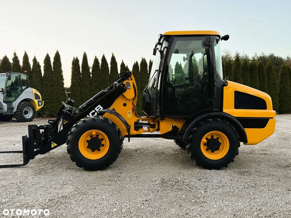 JCB 406 / 2021 ROK / SILNIK 4-CYL / PIĘKNA / ORYGINAŁ / ZADBANA / SPROWADZONA Z NIEMIEC / MAŁE GABARYTY / SILNA / 407 408 409 60 70 M 506 509 - 9