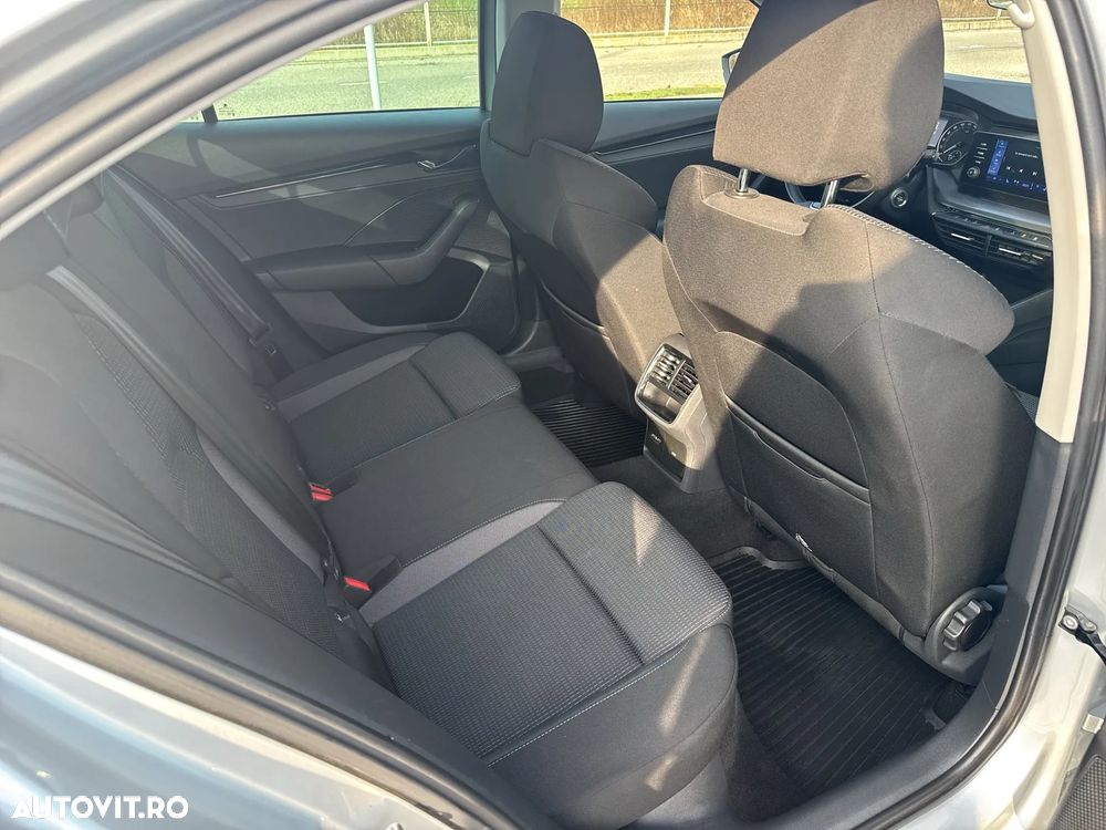 Skoda Octavia 1.5 TSI Ambition - 14