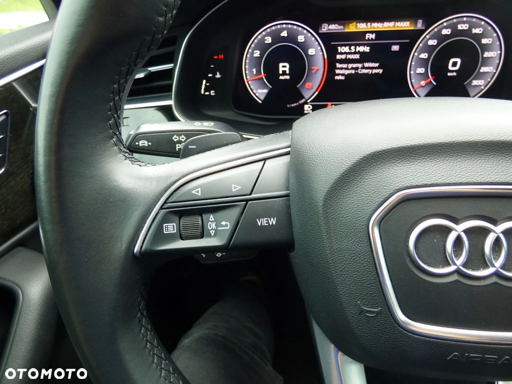 Audi Q7 - 11