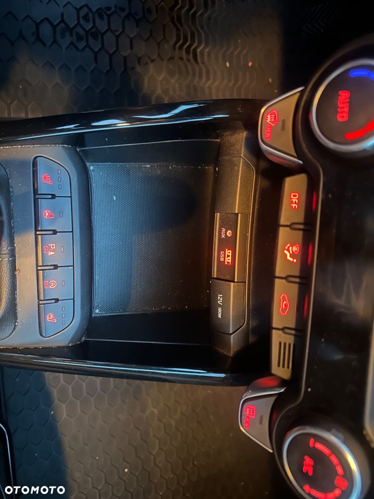 Kia Stonic 1.0 T-GDI L - 7