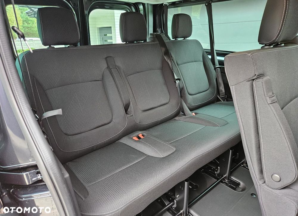 Renault Trafic - 22