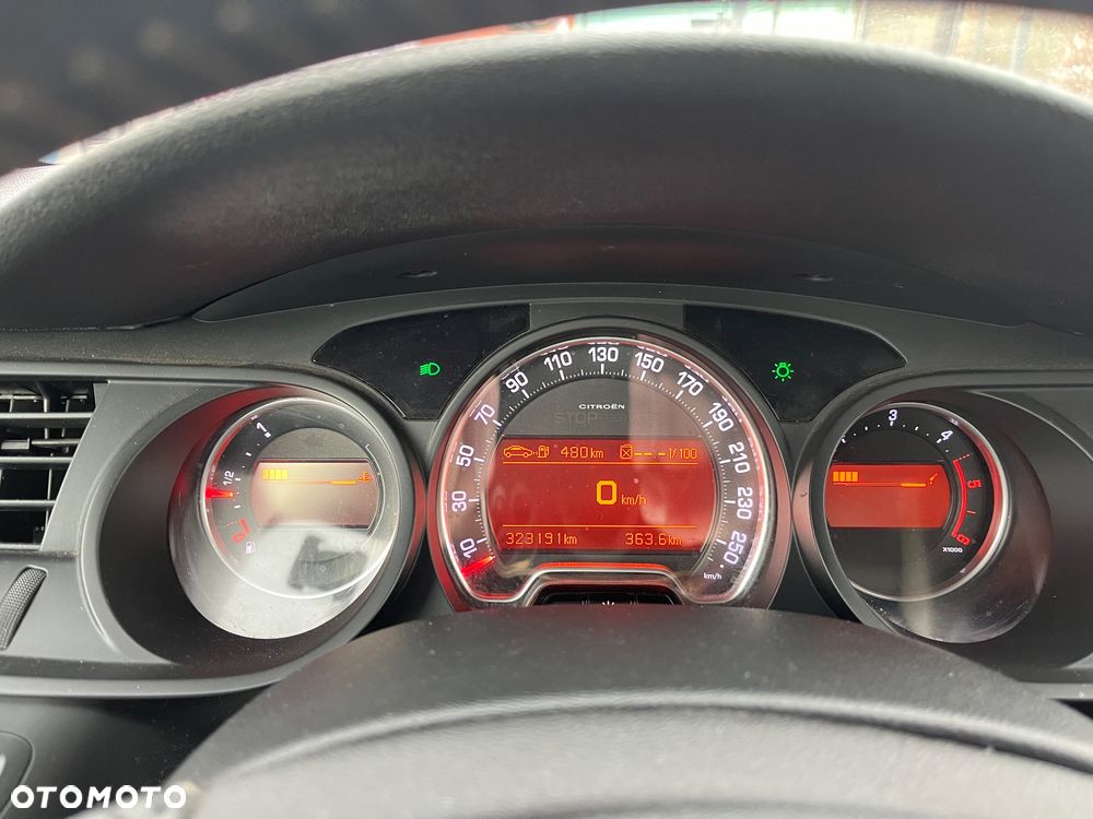 Citroën C5 2.0 HDi Confort - 9