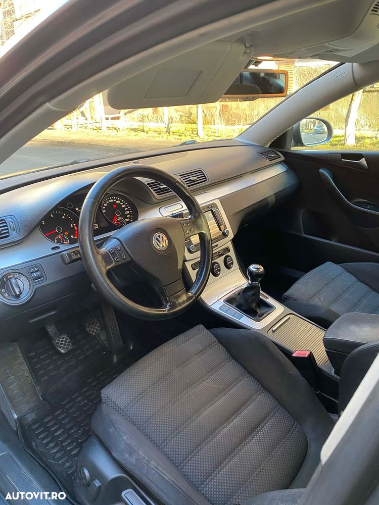 Volkswagen Passat 2.0 TDI Comfortline DPF - 1