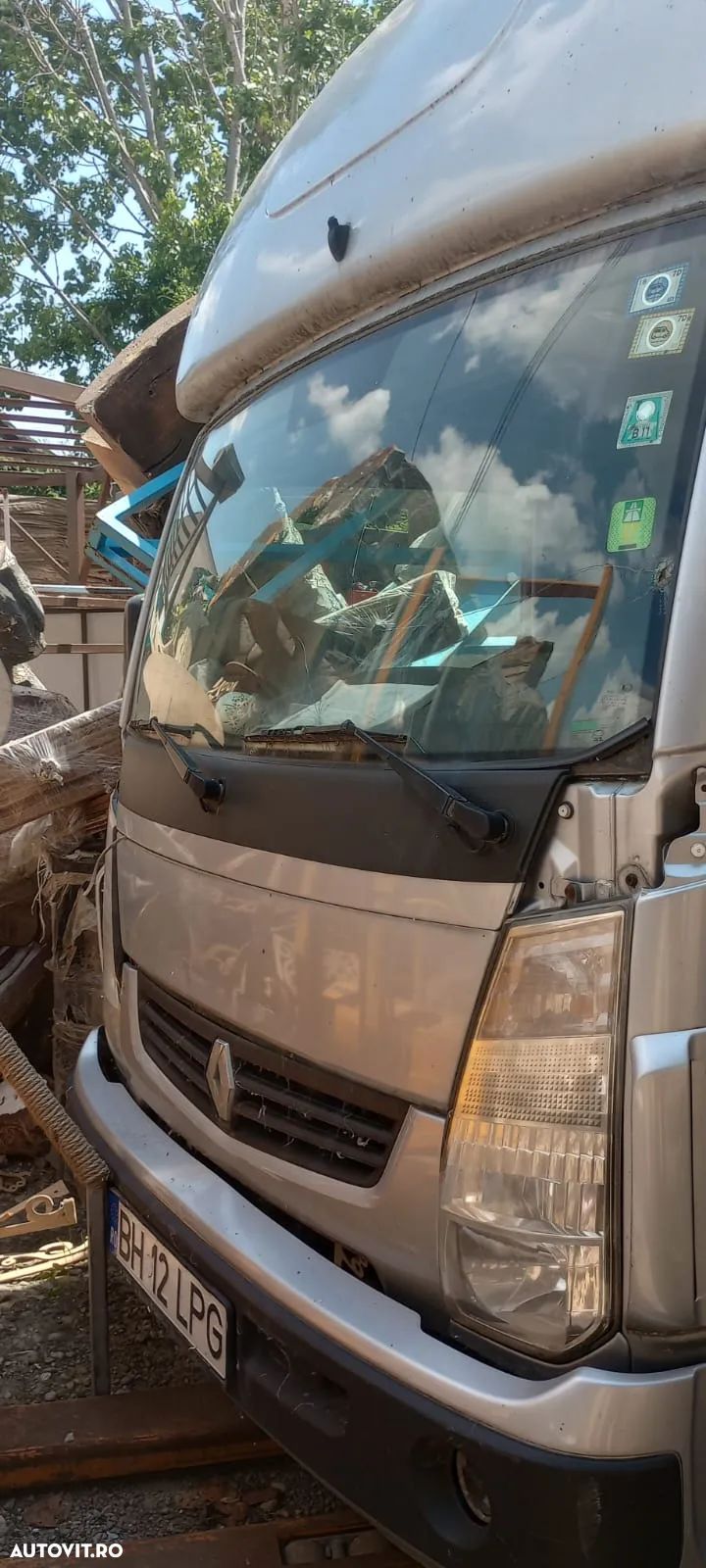 Renault Maxity - 1