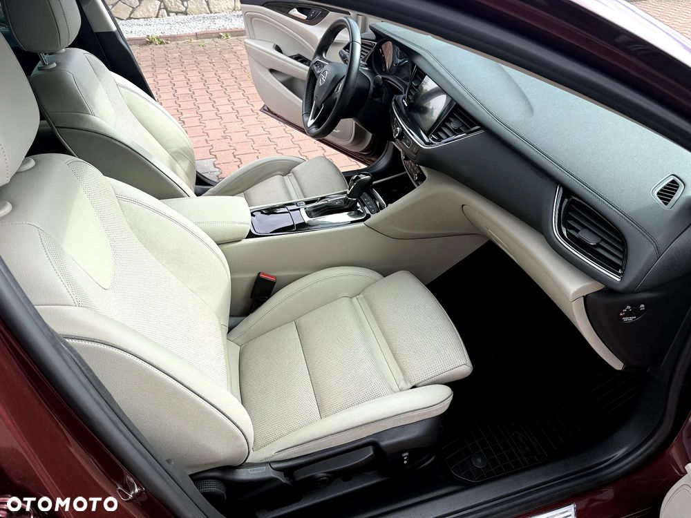 Opel Insignia 2.0 CDTI Executive - 27