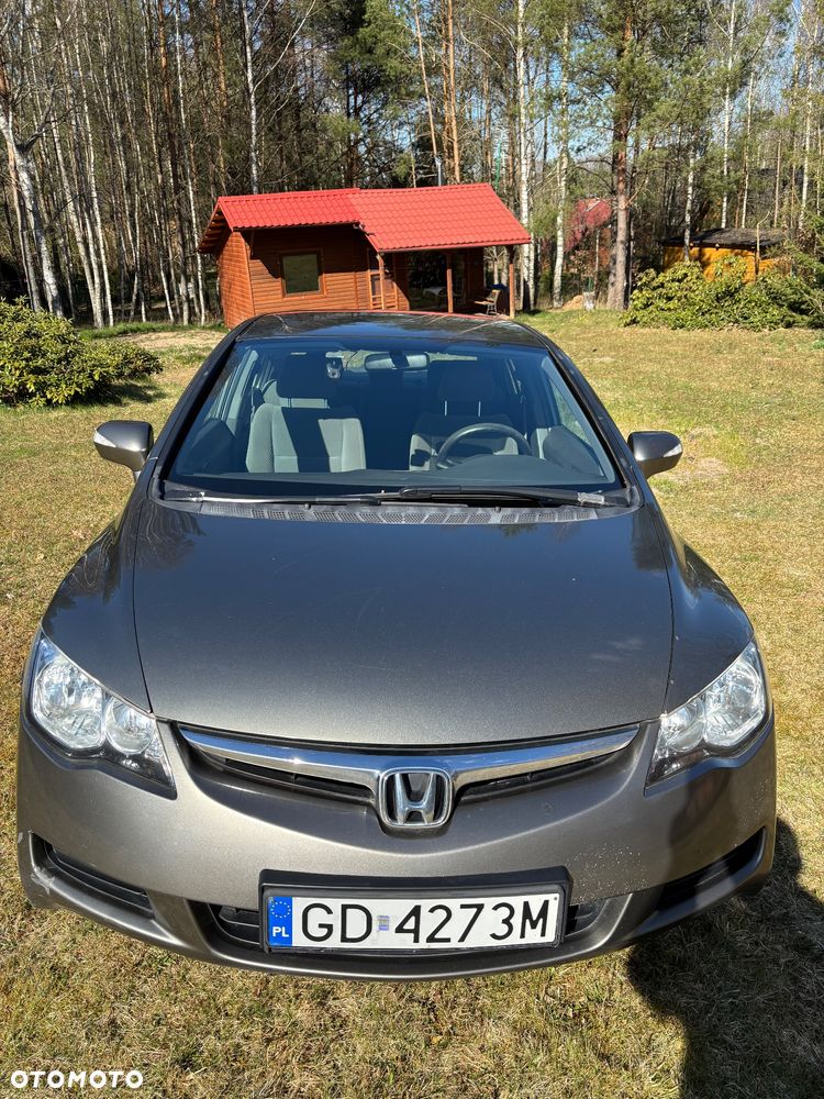 Honda Civic 1.8 Comfort - 3