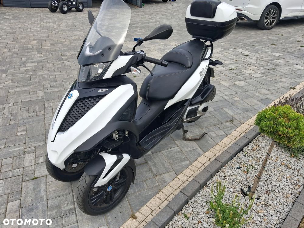 Piaggio MP-3 - 3