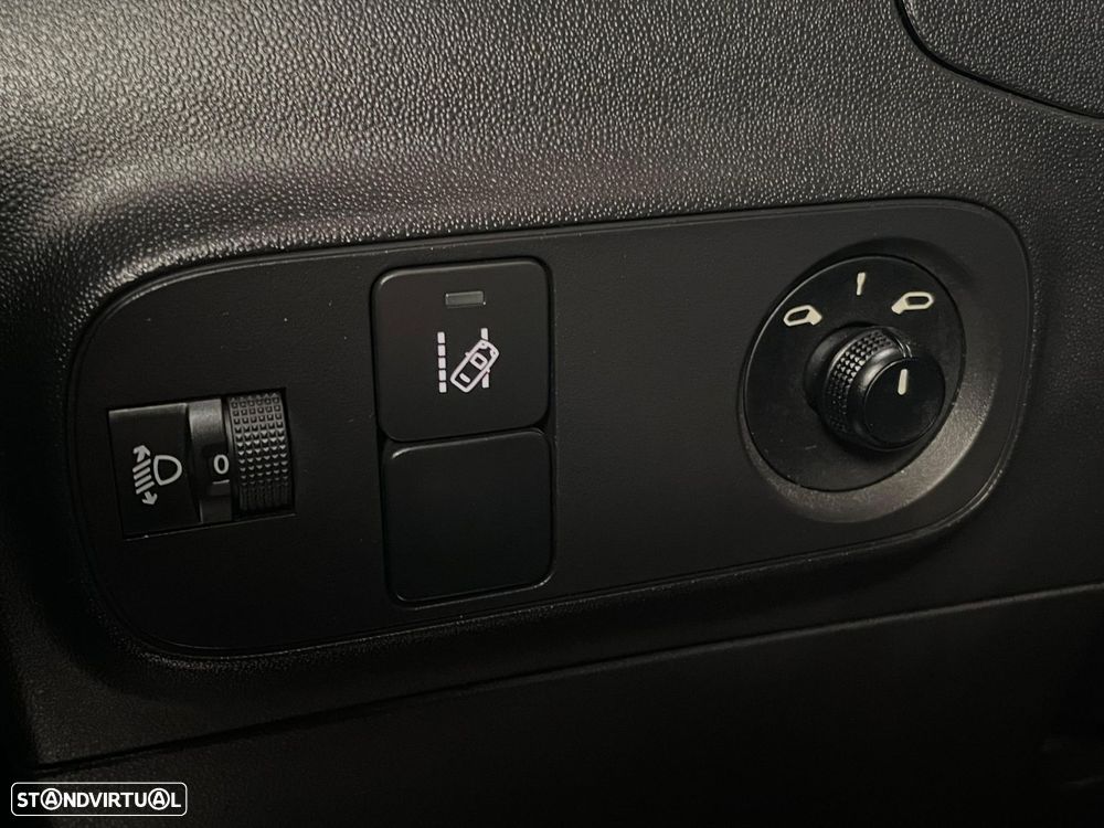Citroën C3 1.2 PureTech Shine - 8