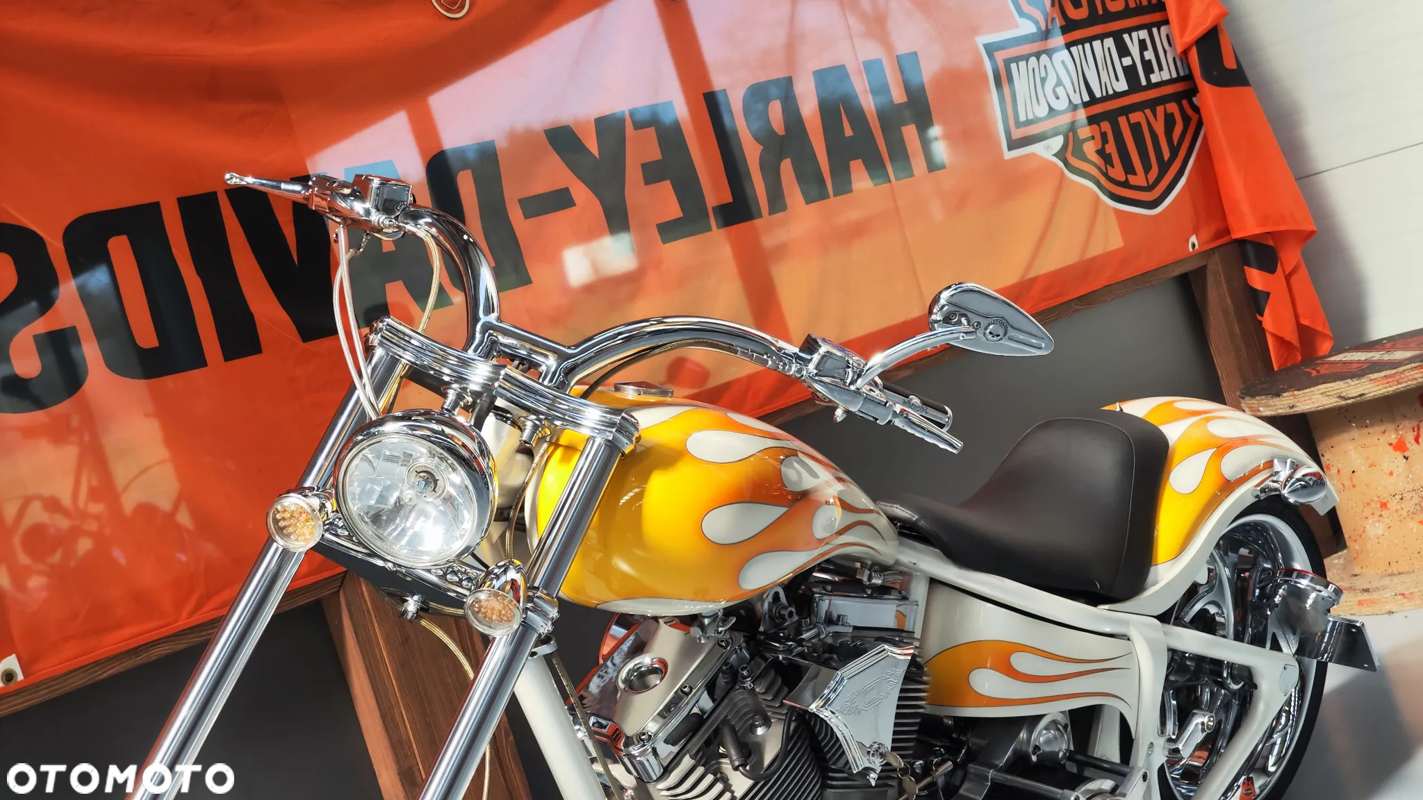 Harley-Davidson Softail - 11