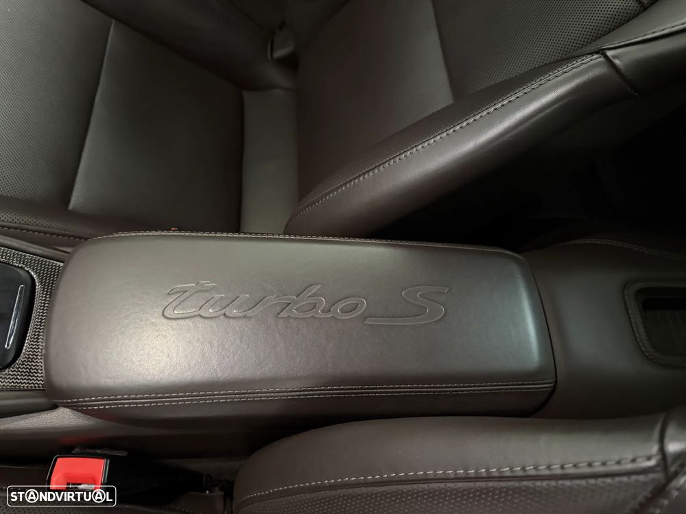 Porsche 911 (991) Turbo S - 26