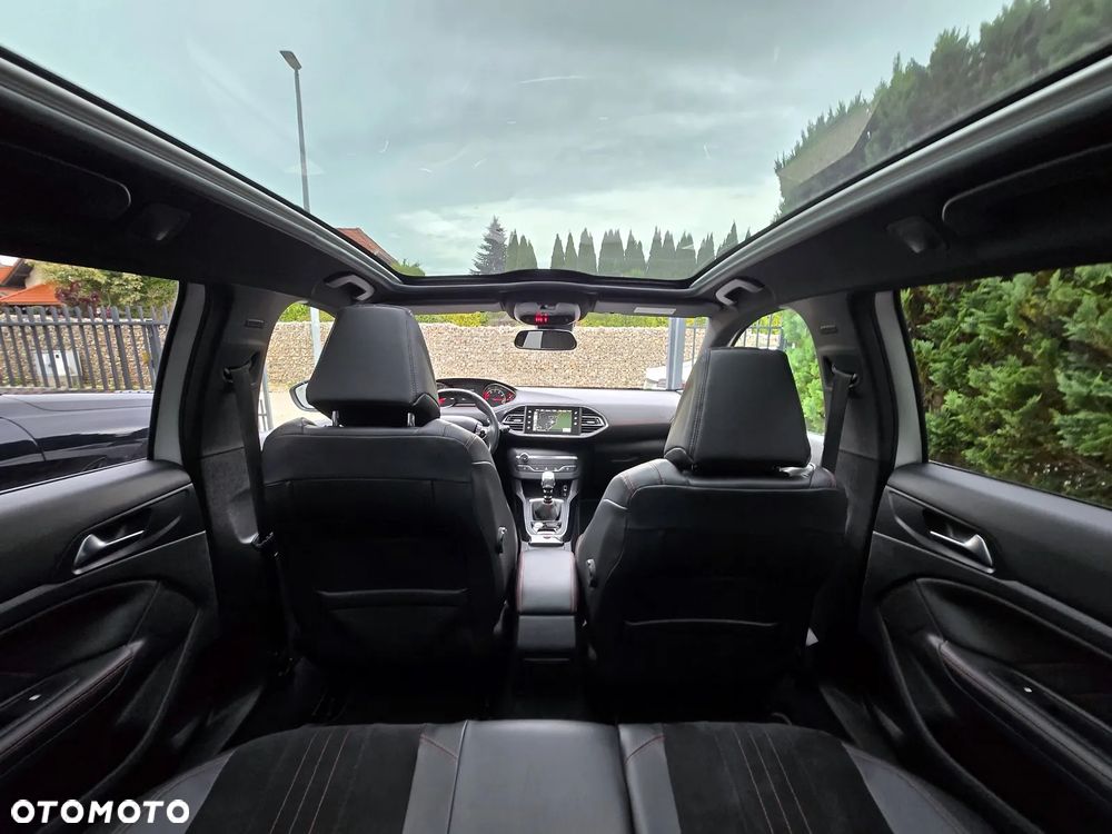 Peugeot 308 1.6 e-THP GT S&S - 9
